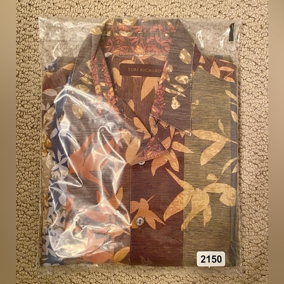 TORI RICHARD 100% Cotton Lawn Aloha Hawaiian Tropical Collared Shirt Men S Small - Picture 5 of 5